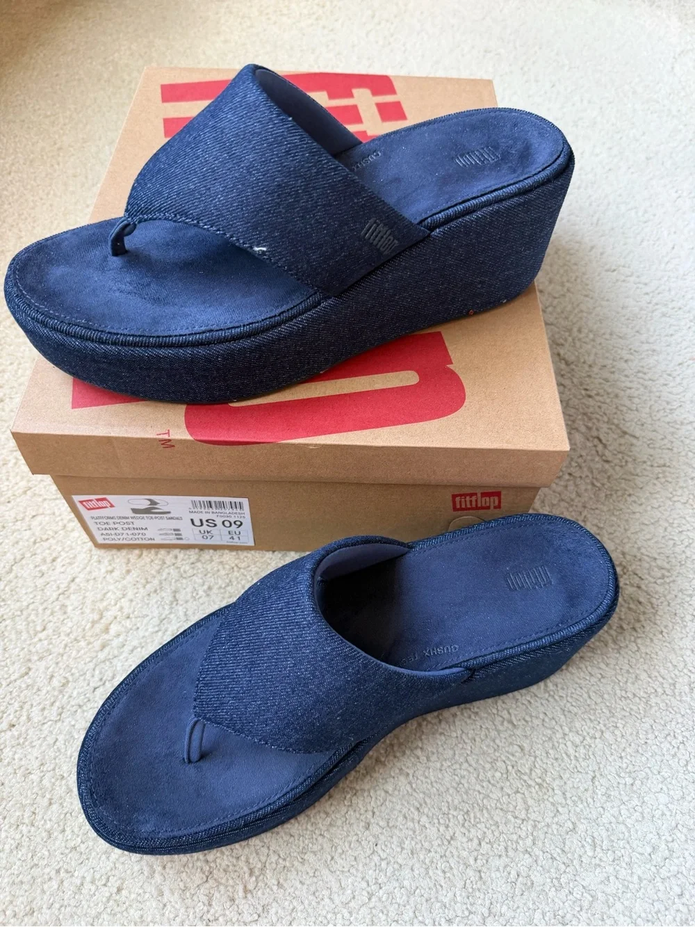 FitFlop Navy Platform Thong Sandal